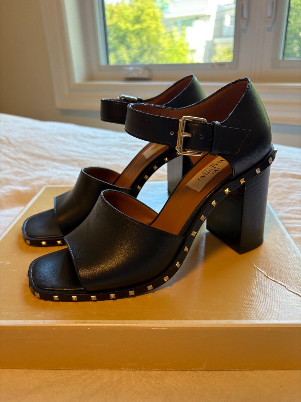 Vintage Valentino rockstud thick heel platform heels with straps